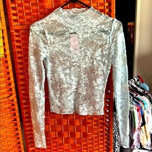 Blue shimmery top Xs